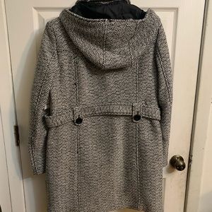 Liz Claiborne Jackets & Coats - Liz Claiborne coat Liz Claiborne Jackets & Coats - Liz Claiborne coat